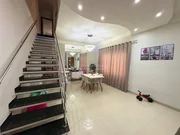 <strong></strong>&nbsp;<small>(4 dormit&oacute;rios sendo 2 su&iacute;tes)</small>