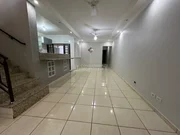 <strong></strong>&nbsp;<small>(3 dormit&oacute;rios sendo 1 su&iacute;te)</small>