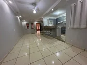 <strong></strong>&nbsp;<small>(3 dormit&oacute;rios sendo 1 su&iacute;te)</small>