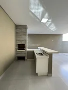 <strong>Casa de 3 quartos e 3 suítes em condomínio no Jardim Pau Bra</strong>