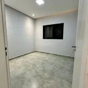 <strong>Casa em Condomínio de Luxo em Nova Odessa-SP: 3 Quartos, 1 S</strong>