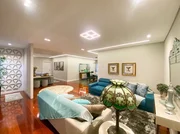 <strong></strong>&nbsp;<small>(3 dormit&oacute;rios sendo 3 su&iacute;tes)</small>