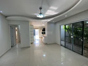 <strong></strong>&nbsp;<small>(3 dormit&oacute;rios sendo 3 su&iacute;tes)</small>