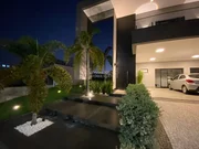 <strong></strong>&nbsp;<small>(3 dormit&oacute;rios sendo 1 su&iacute;te)</small>