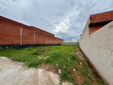 <strong>Terreno à venda, Jardim Aranha Oliveira, em Santa Bárbara D?</strong>