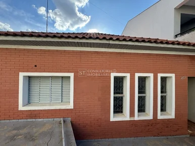 <strong>Casa comercial à venda na Vila Jones: 3 quartos, 1 sala, 2 b</strong>