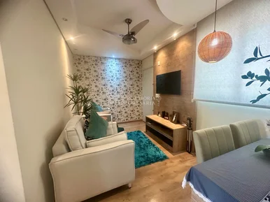 <strong></strong>&nbsp;<small>(2 dormit&oacute;rios)</small>