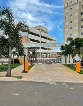 <strong></strong>&nbsp;<small>(2 dormit&oacute;rios)</small>