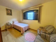 <strong></strong>&nbsp;<small>(3 dormit&oacute;rios sendo 1 su&iacute;te)</small>