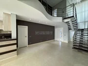 <strong>Casa de Luxo em Condomínio: 3 quartos, 1 suite, 2 salas, 4 b</strong>