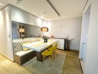 <strong></strong>&nbsp;<small>(3 dormit&oacute;rios sendo 1 su&iacute;te)</small>