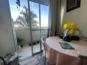 <strong></strong>&nbsp;<small>(2 dormit&oacute;rios sendo 1 su&iacute;te)</small>