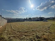 <strong>Terreno em Condomínio à Venda ou Locação em Santa Bárbara D</strong>
