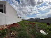 <strong>Terreno à venda em Jardim Itapuã: 250,00 m² de área na cidad</strong>