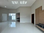 <strong>Casa em condomínio, 3 quartos, 3 suítes, 2 salas, 4 vagas na</strong>