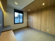 <strong>Casa de luxo em condomínio na Fazenda Santa Lúcia: 3 quartos</strong>