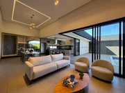 <strong>Casa de luxo em condomínio na Fazenda Santa Lúcia: 3 quartos</strong>