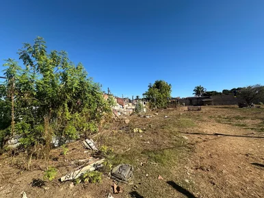 <strong>Terreno Comercial</strong> ()