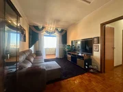 <strong></strong>&nbsp;<small>(2 dormit&oacute;rios sendo 1 su&iacute;te)</small>