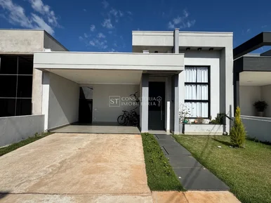 <strong>Venda de Casa em Condomínio no Parque dos Pinheiros em Nova</strong>
