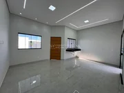 <strong></strong>&nbsp;<small>(2 dormit&oacute;rios sendo 1 su&iacute;te)</small>