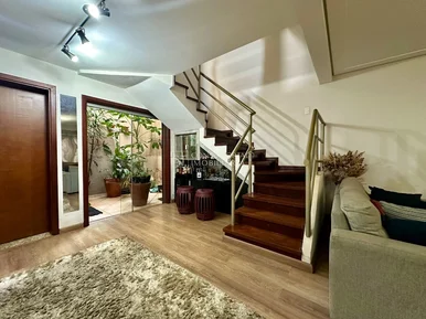 <strong></strong>&nbsp;<small>(3 dormit&oacute;rios sendo 1 su&iacute;te)</small>