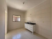 <strong>Sobrado Conjugado</strong>&nbsp;<small>(3 dormit&oacute;rios sendo 1 su&iacute;te)</small>