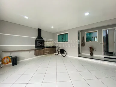 <strong>Casa com 3 dormitórios sendo 1 suite á venda no Nova Carioba</strong>