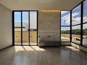 <strong>Casa em Condomínio</strong>&nbsp;<small>(3 dormit&oacute;rios sendo 3 su&iacute;tes)</small>