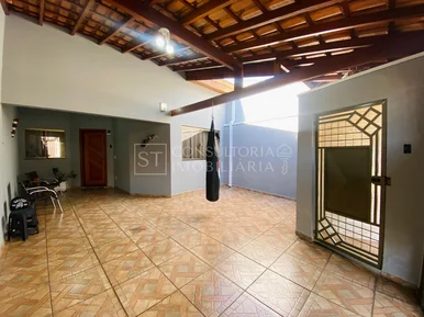 <strong>Casa com 2 dormitórios, 1 suite á venda - Nova Carioba</strong>