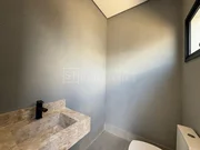 <strong>Casa Padrão</strong>&nbsp;<small>(3 dormit&oacute;rios sendo 1 su&iacute;te)</small>