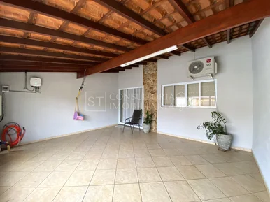 <strong>Casa com 3 dormitórios sendo 1 suite á venda no Jaguari</strong>