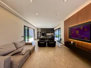 <strong>Casa Padrão</strong>&nbsp;<small>(3 dormit&oacute;rios sendo 3 su&iacute;tes)</small>