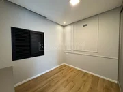 <strong>Casa em Condomínio</strong>&nbsp;<small>(3 dormit&oacute;rios sendo 3 su&iacute;tes)</small>