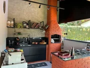 <strong>Casa em Condomínio</strong>&nbsp;<small>(4 dormit&oacute;rios sendo 1 su&iacute;te)</small>