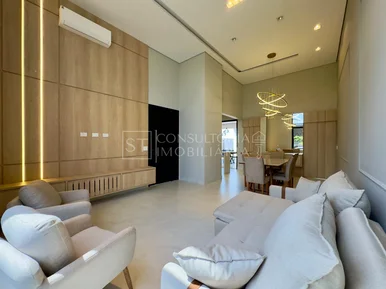 <strong>Casa em Condomínio</strong>&nbsp;<small>(3 dormit&oacute;rios sendo 3 su&iacute;tes)</small>