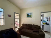 <strong>Casa Padrão</strong>&nbsp;<small>(2 dormit&oacute;rios)</small>