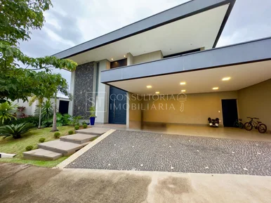 <strong>Casa em Condomínio</strong>&nbsp;<small>(3 dormit&oacute;rios sendo 3 su&iacute;tes)</small>