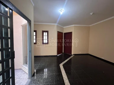 <strong>Casa Padrão</strong>&nbsp;<small>(3 dormit&oacute;rios)</small>