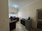 <strong>Sobrado Padrão</strong>&nbsp;<small>(3 dormit&oacute;rios sendo 1 su&iacute;te)</small>