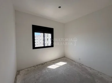 <strong>Apartamento Padrão</strong>&nbsp;<small>(3 dormit&oacute;rios sendo 1 su&iacute;te)</small>