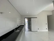 <strong>Casa nova com 2 quartos sendo 1 suite - Jardim Boer I</strong>