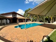 <strong>Casa Padrão</strong>&nbsp;<small>(3 dormit&oacute;rios sendo 3 su&iacute;tes)</small>