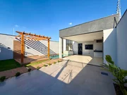 <strong>Casa Padrão</strong>&nbsp;<small>(3 dormit&oacute;rios sendo 1 su&iacute;te)</small>