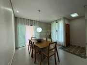 <strong>Casa em Condomínio</strong>&nbsp;<small>(3 dormit&oacute;rios sendo 2 su&iacute;tes)</small>