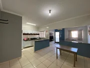 <strong>Casa com 2 quartos sendo 1 suite á venda no Nova Carioba</strong>