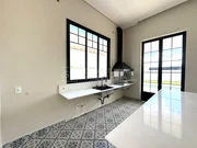 <strong>Casa em Condomínio</strong>&nbsp;<small>(3 dormit&oacute;rios sendo 1 su&iacute;te)</small>