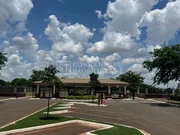 <strong>Terreno à venda no Condomínio Parque Fortaleza I</strong>