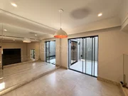 <strong>Casa em Condomínio</strong>&nbsp;<small>(5 dormit&oacute;rios sendo 5 su&iacute;tes)</small>