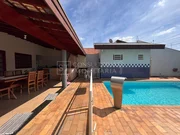 <strong>Sobrado com piscina em santa Bárbara D´Oeste</strong>